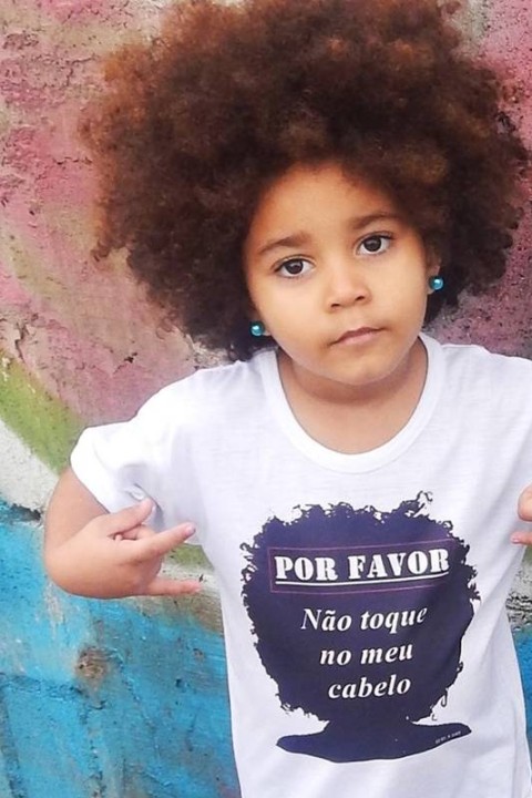 cabelo cacheado de menina black power