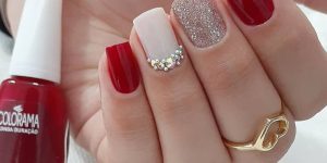 Nail Arts com unhas CURTAS mulheres com mais de 50 anos - 2