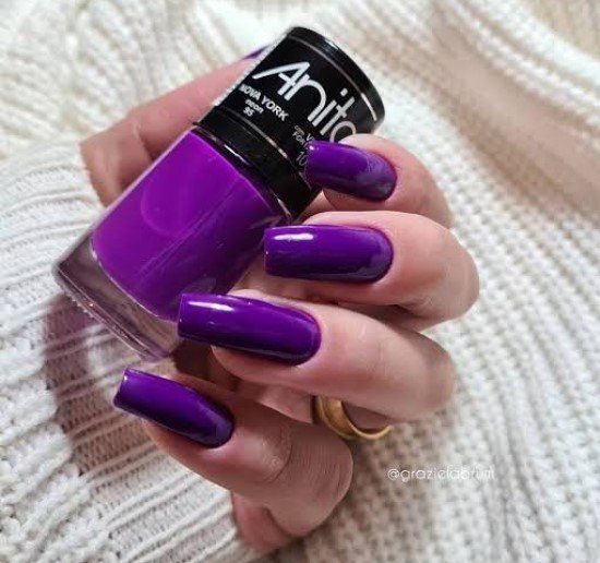 unhas roxo