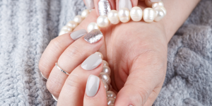 Tendências de unhas para mulheres de 50 anos