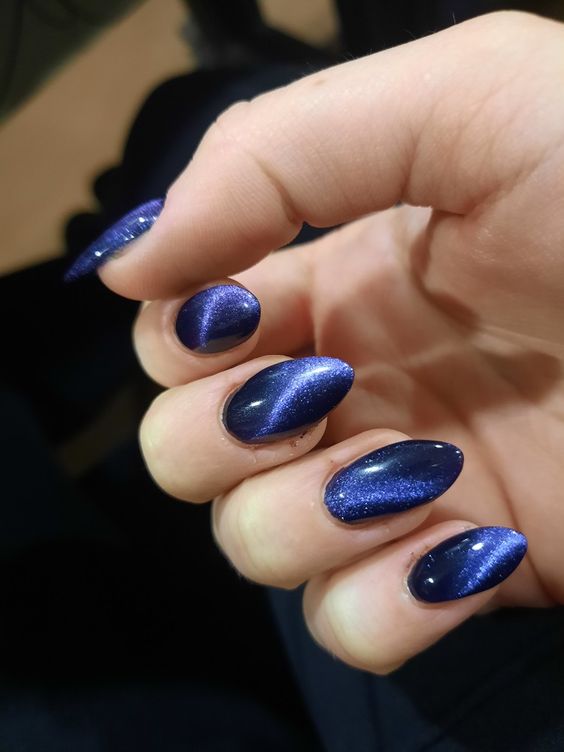 Unhas de Olho de Gato cor azul