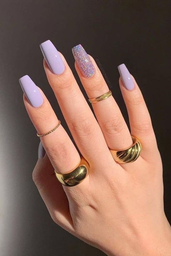 Unhas Simples e Elegantes lavanda