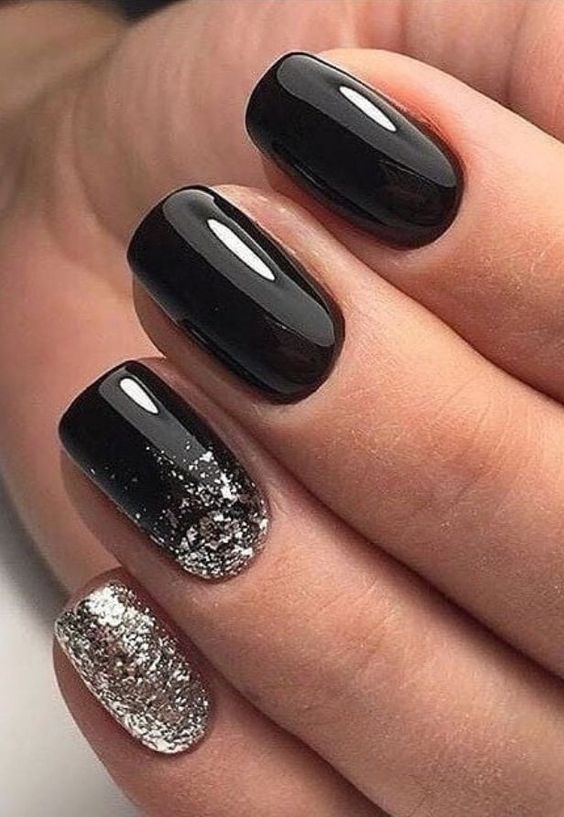 Unhas elegantes pretas