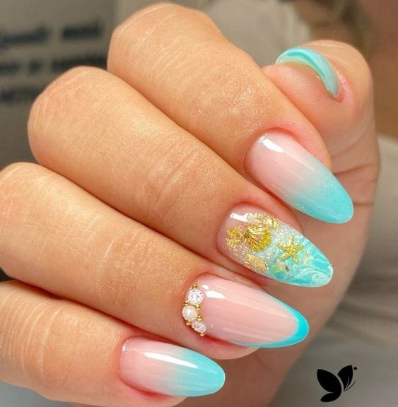 fotos de unhas em gel decoradas que representante o mar ou piscina