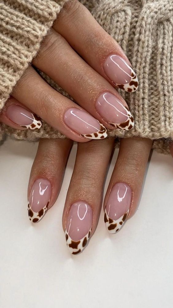 Francesinhas com Animal Print (Foto Pinterest)Unhas decoradas para maio