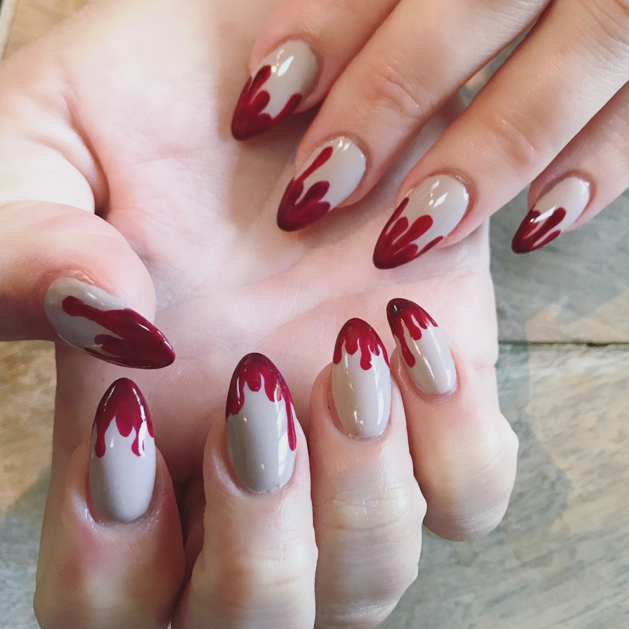 unhas sangrentas para halloween